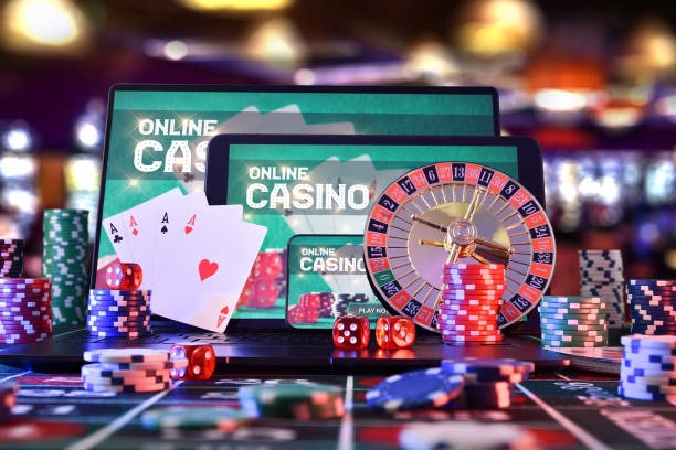 Mobile phone showing mimpitoto live roulette table