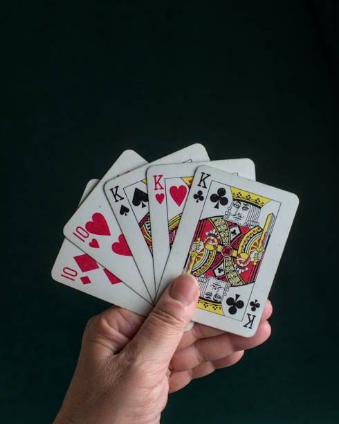 Roulette betting interface and balance display on mimpitoto mobile app
